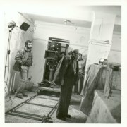 Περιγραφ: O Tε γυρζει τους  Κυνηγος 