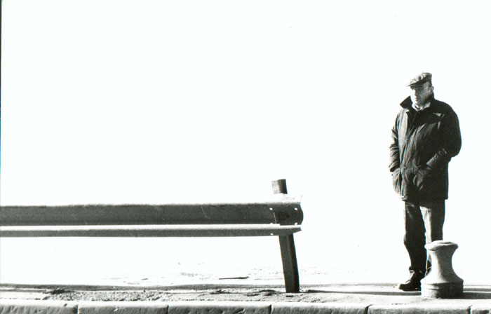 Περιγραφ: Ο Θδωρος Αγγελπουλος κατ τη διρκεια των γυρισμτων της ταινας «Μια αιωνιτητα και μια μρα», Maria Giannopoulou, 199..