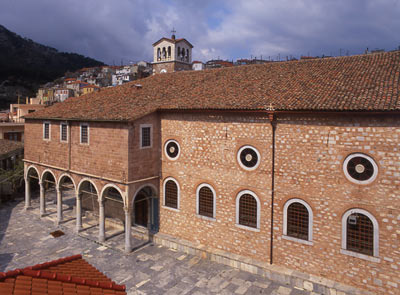 Περιγραφ: http://www.rel.gr/photo/albums/userpics/10063/agiasos5_big.jpg