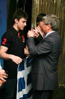 Περιγραφ: http://ellas2.files.wordpress.com/2012/05/cebbcf8ecebbceb1cf82.jpg