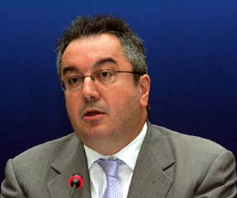 Περιγραφ: http://s.enet.gr/resources/2011-10/mosialos--2-thumb-large.jpg