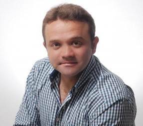 Γιργος Συγγονης. 'Οι νθρωποι και οι  ανγκες προχουν...'